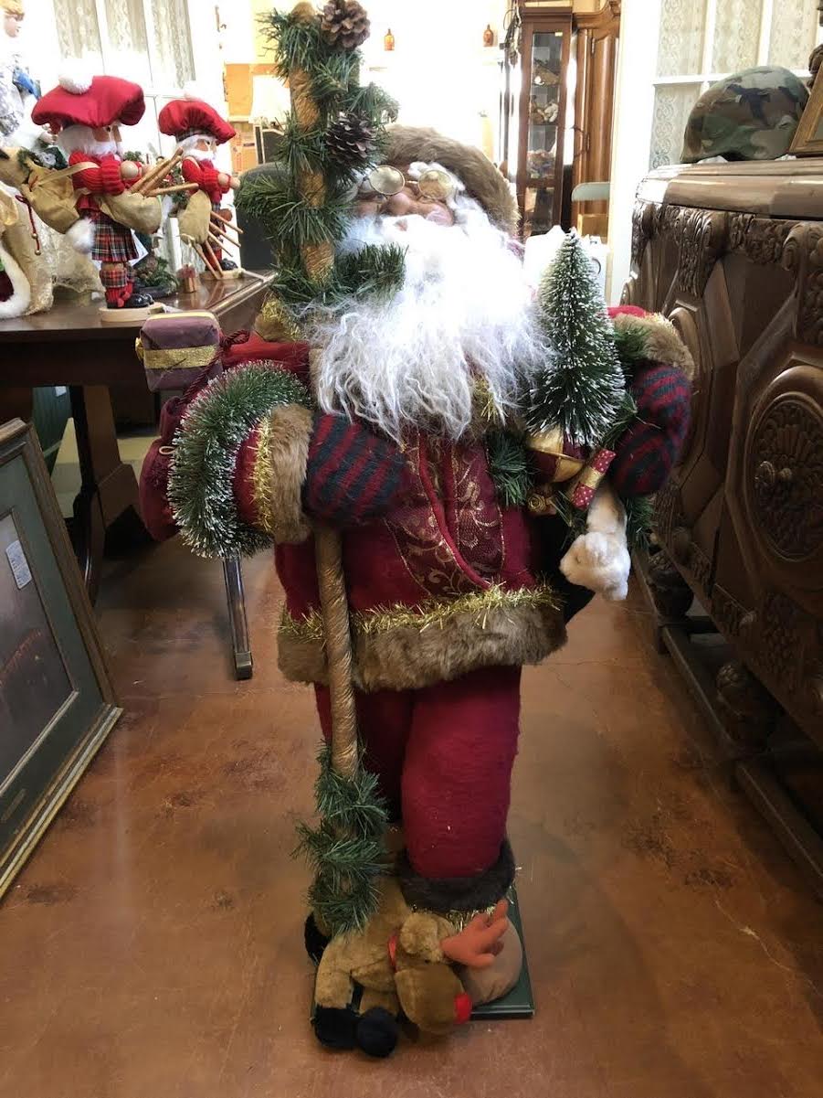 VERY NICE AND LARGE 45" TALL CHRISTMAS WOODLAND SANTA FIGURINE