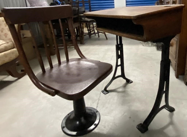 ANTIQUE WOOD AND CAST IRON SCHOOL DESK AND CHAIR