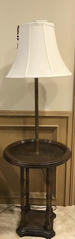 VINTAGE WOODED FLOOR STIFFEL LAMP (WORKING CONDITION)