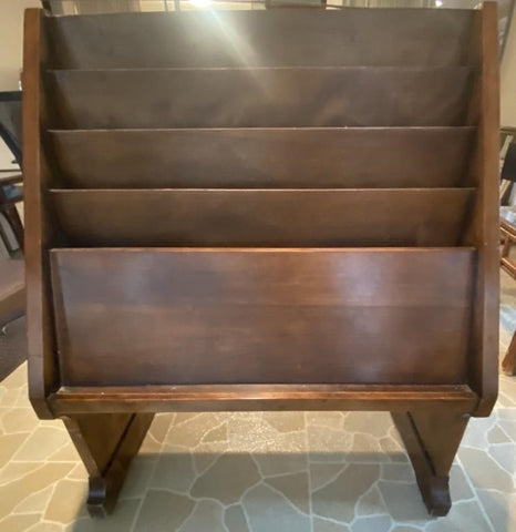 LARGE WOODEN MAGAZINE NEWSPAPER STORAGE RACK