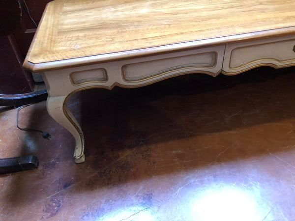 HERITAGE FURNITURE COFFEE TABLE