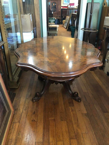 BEAUTIFUL ANTIQUE OVAL WOOD INLAY COFFEE TABLE