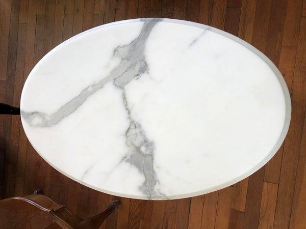 ANTIQUE WHITE OVAL MARBLE TOP COFFEE TABLE