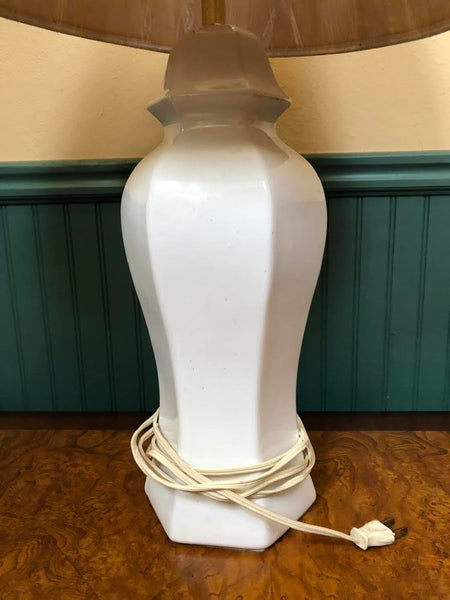 NICE WHITE PORCELAIN LAMP WITH SHADE (WORKS!)