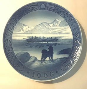 1968, Royal Copenhagen Christmas Plate, The Last Umiak 7" Denmark