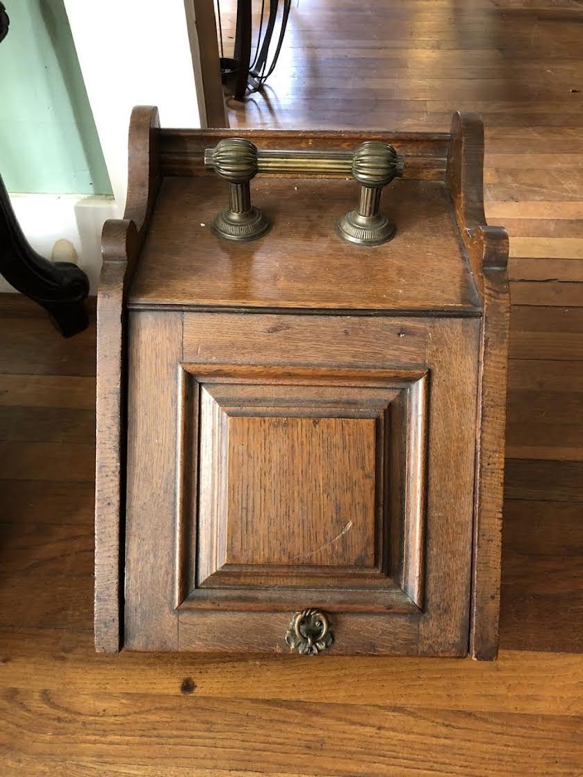 ANTIQUE WOODEN HOT COALS SCUTTLE BOX WITH METAL INSERT