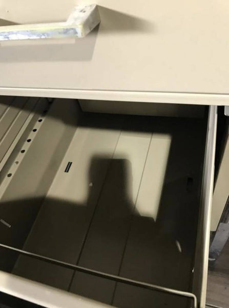 METAL OFFICE DESK