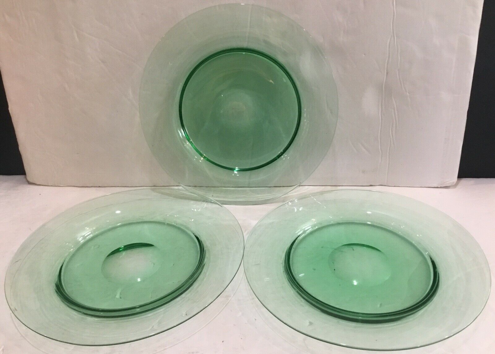 SET OF (3) STEUBEN ART GLASS CLEAR GREEN 8-3/8” PLATES (NOT SIGNED)