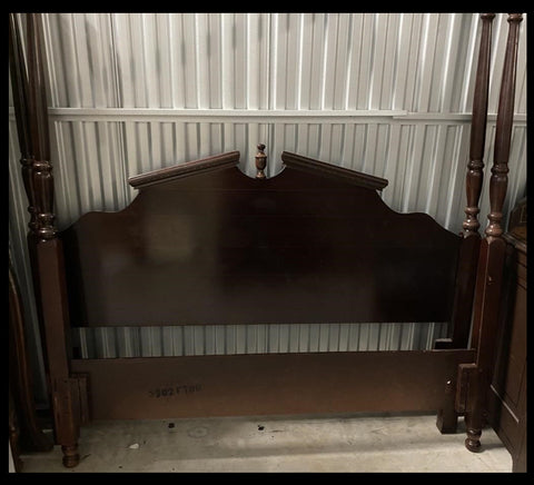 VINTAGE MAHOGANY FULL SIZE 4-POSTER BED FRAME W/ SIDE RAILS