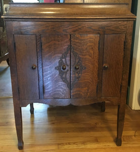 Antique Dulcetto Hand Crank Phonograph By Godfrey & Co.