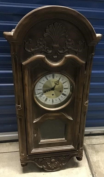 HEAVY VINTAGE RIDGEWAY WALL CLOCK (WORKS!)