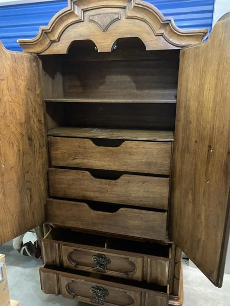 VERY NICE SOLID WOOD WARDROBE ARMOIRE